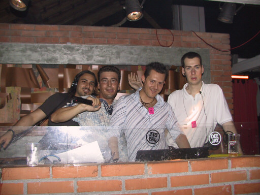 100-0022_IMG.JPG