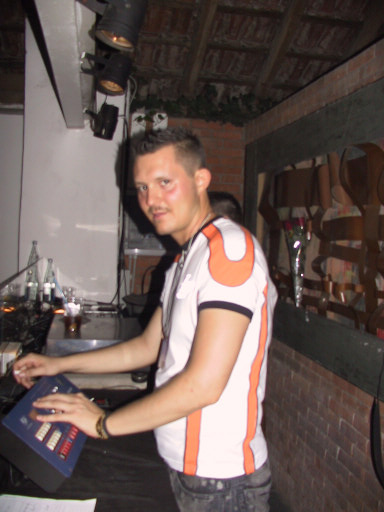 100-0004_IMG.JPG