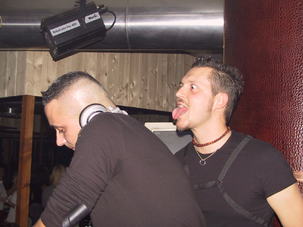 100-0037_IMG.JPG
