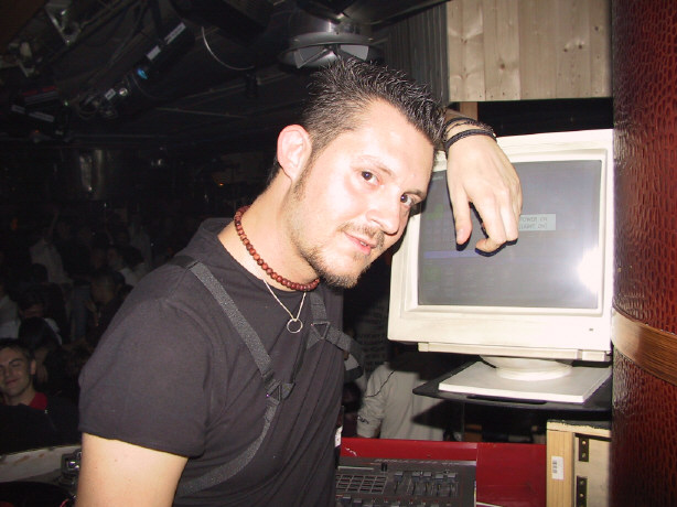 100-0042_IMG.JPG