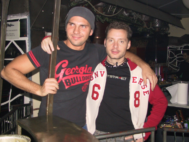 101-0102_IMG.JPG